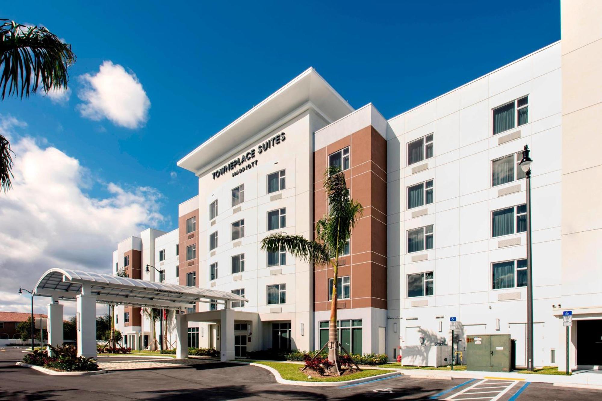 Hotel Towneplace By Marriott Miami 3*